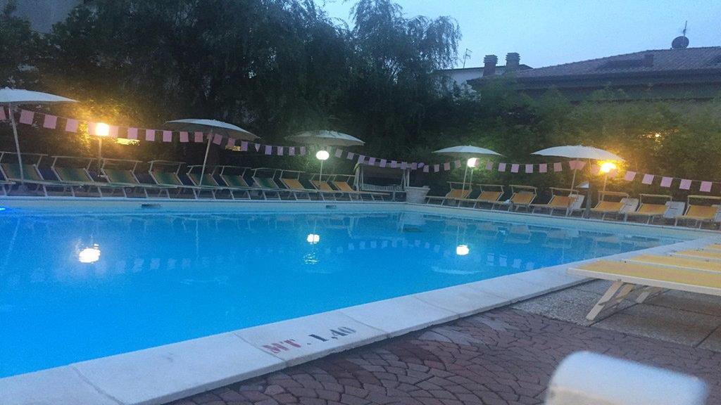 Hotel Tre Rose 里乔内 外观 照片